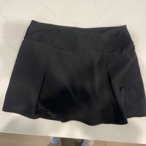 Lucy Black Active Skirt